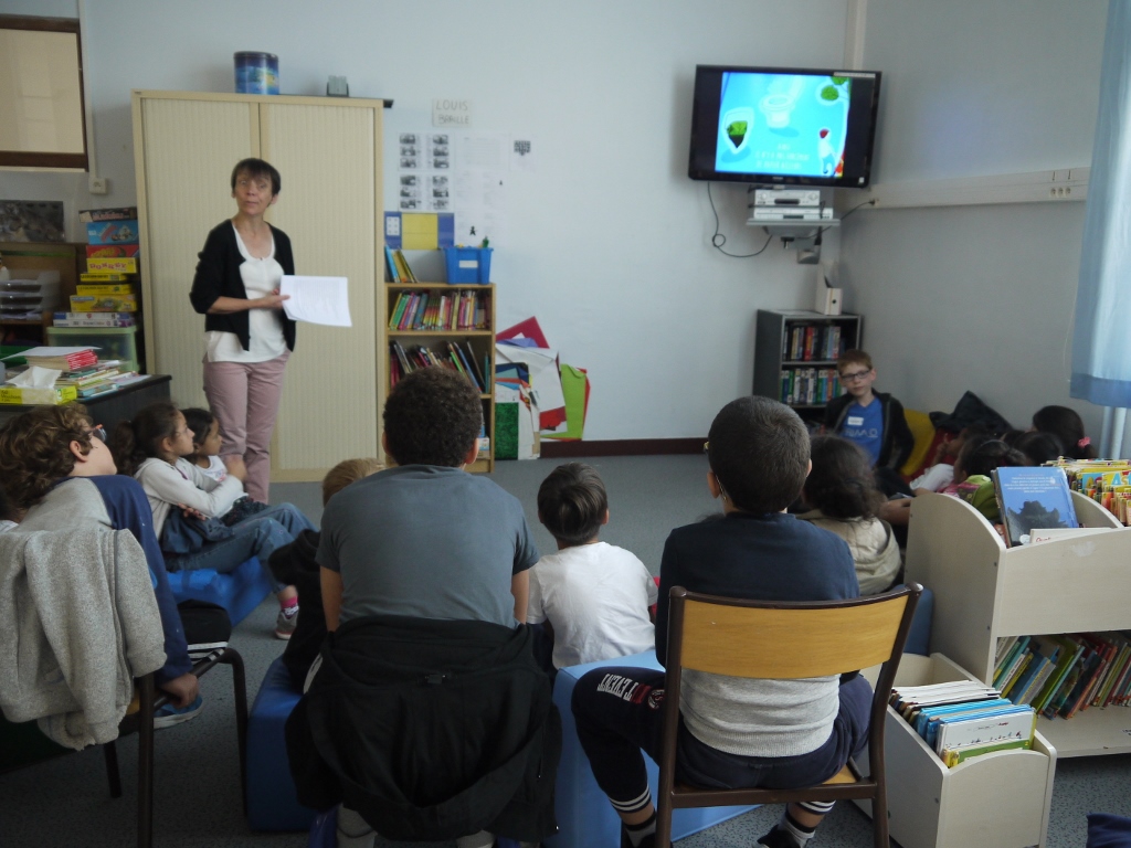 Atelier recyclage - Décoration Poubelle