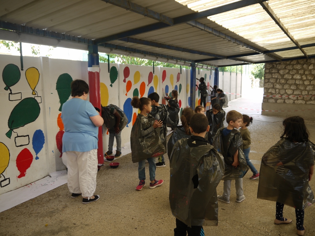 Ateliers Peinture sous le préau