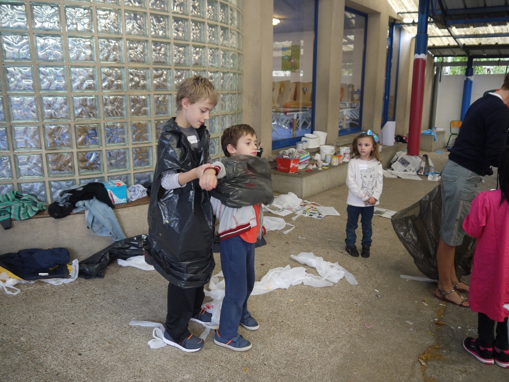 Ateliers Peinture sous le préau