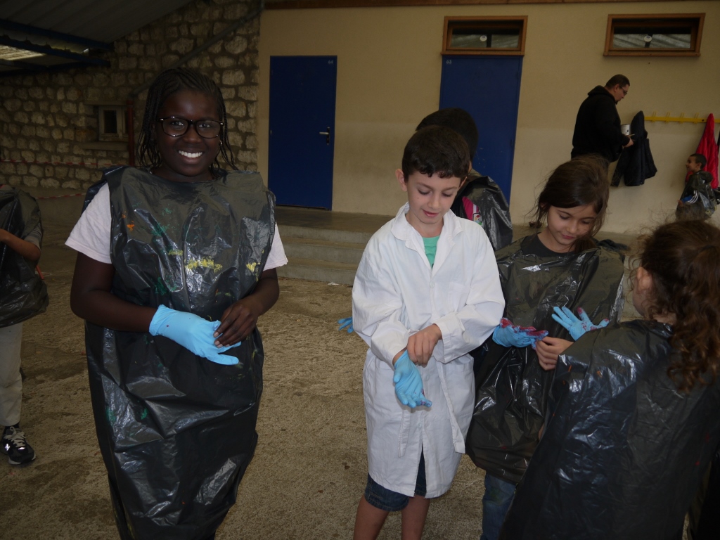 Ateliers Peinture sous le préau